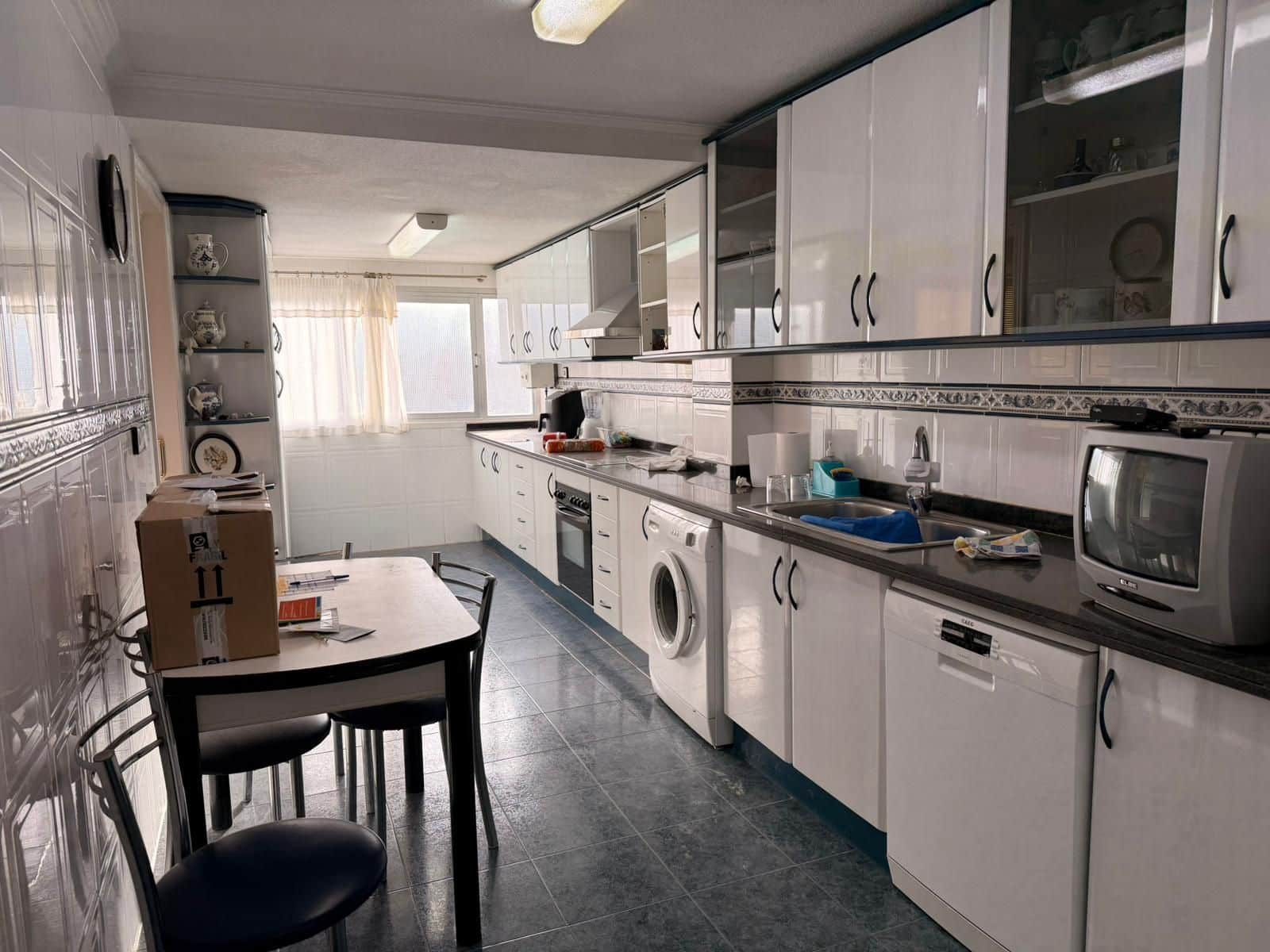 3 soverom Leilighet til salgs i Benidorm med garasje - € 550 000 (Ref: 9796866)