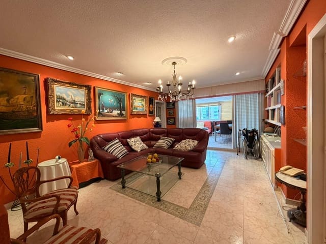 3 bedroom Apartment for sale in Colonia Madrid, Benidorm with garage - € 550,000 (Ref: 9796866)