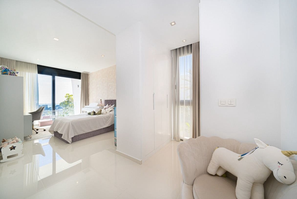 Chalet de 5 habitaciones en Finestrat en venta con piscina garaje - 2.000.000 € (Ref: 9800517)