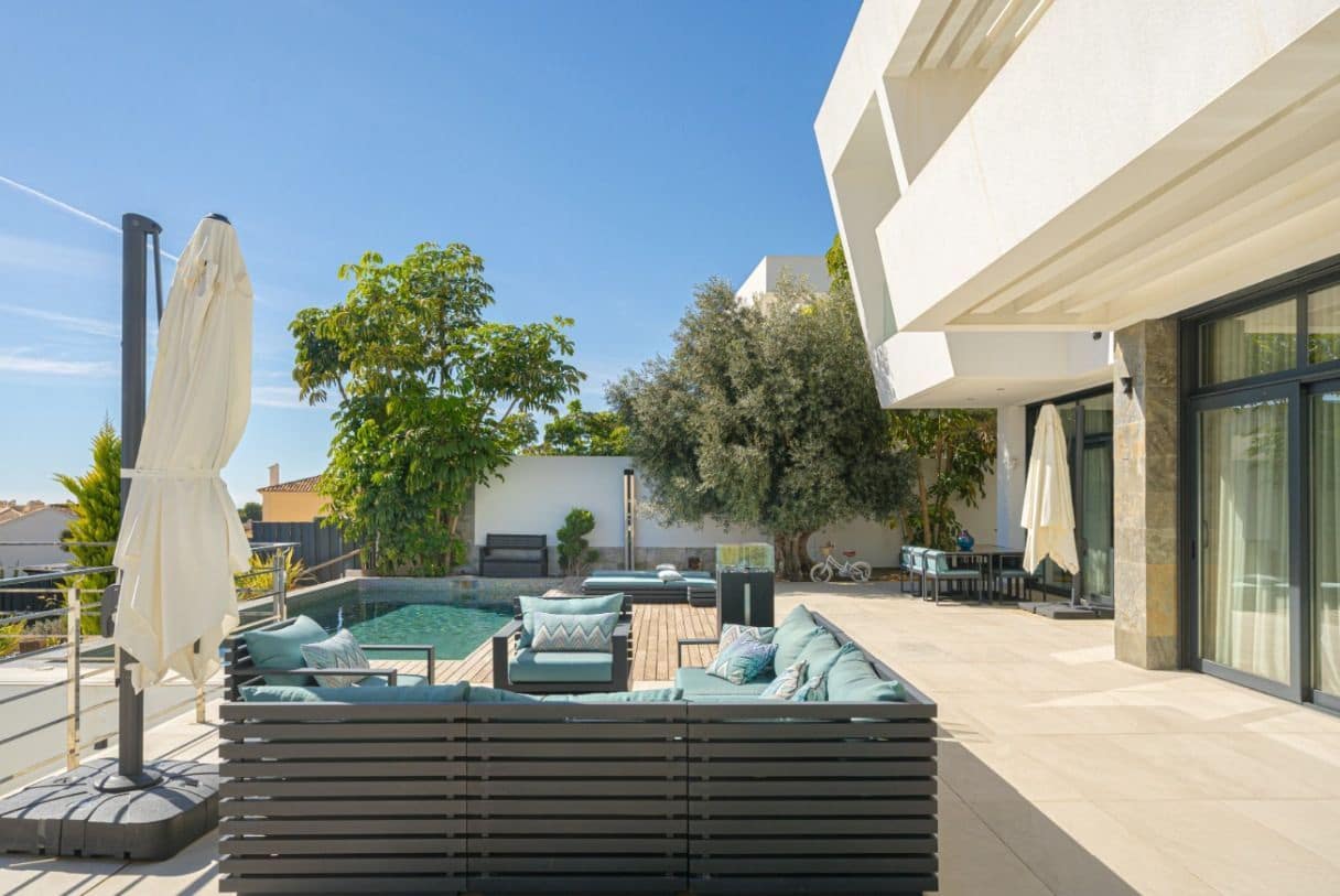 Chalet de 5 habitaciones en Finestrat en venta con piscina garaje - 2.000.000 € (Ref: 9800517)