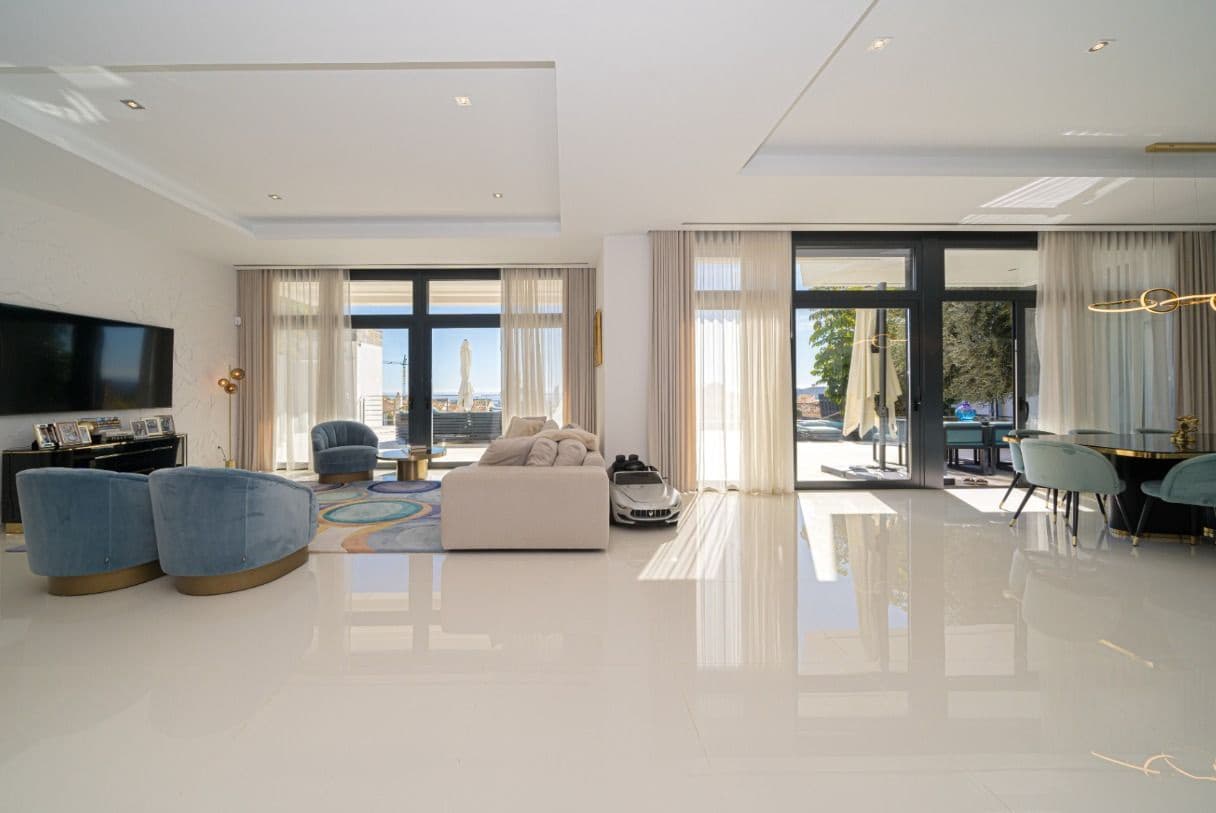 Chalet de 5 habitaciones en Finestrat en venta con piscina garaje - 2.000.000 € (Ref: 9800517)