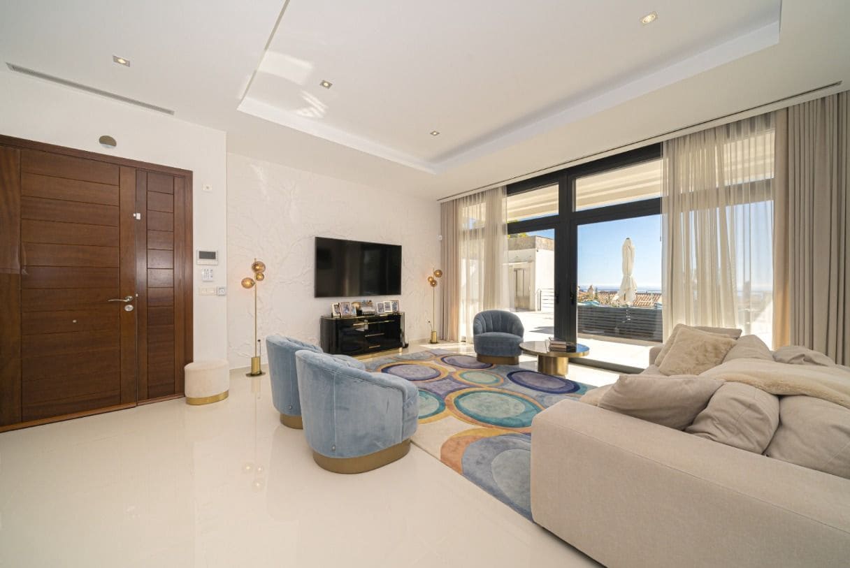 Chalet de 5 habitaciones en Finestrat en venta con piscina garaje - 2.000.000 € (Ref: 9800517)