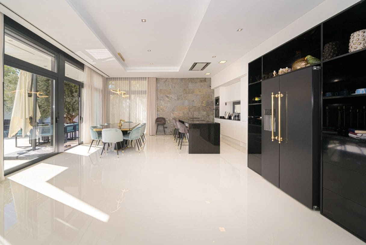 Chalet de 5 habitaciones en Finestrat en venta con piscina garaje - 2.000.000 € (Ref: 9800517)