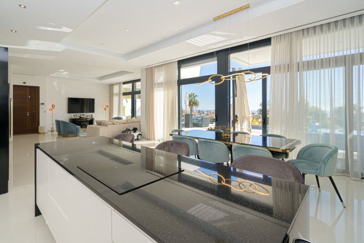 Chalet de 5 habitaciones en Finestrat en venta con piscina garaje - 2.000.000 € (Ref: 9800517)