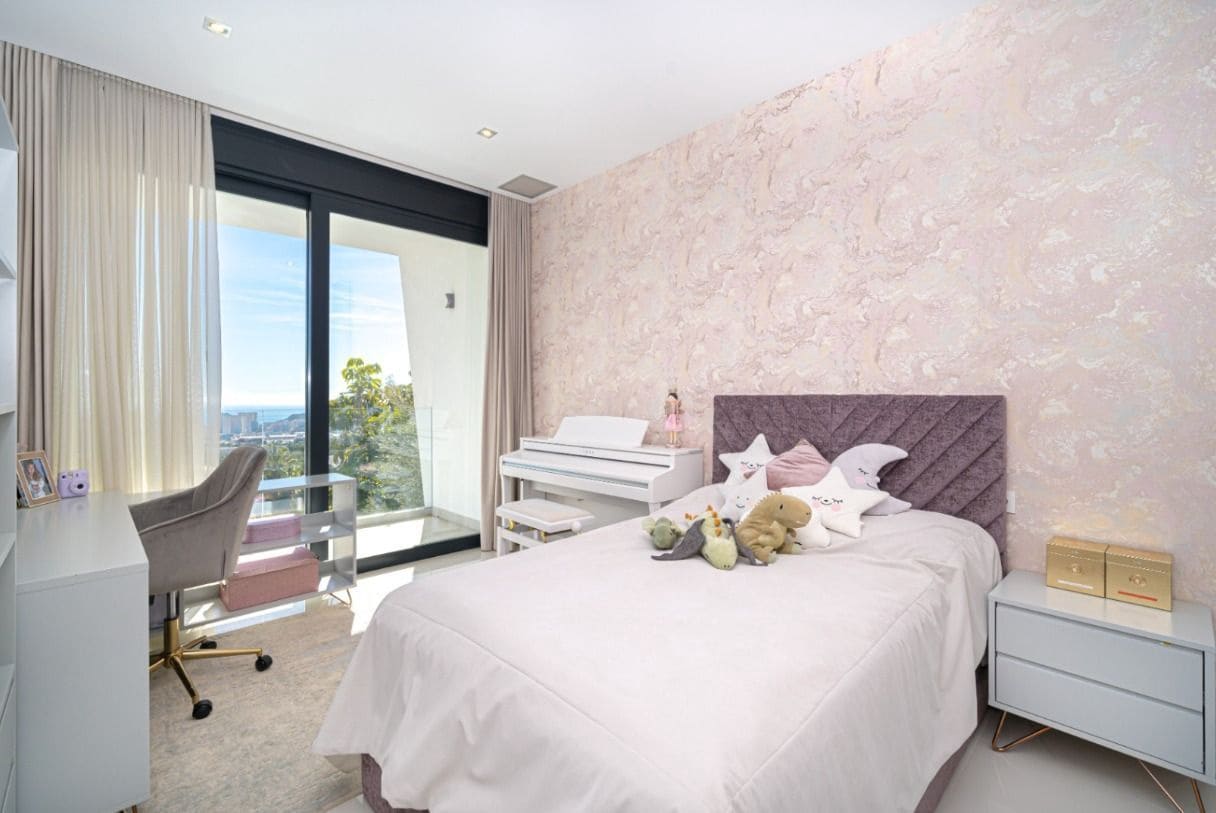 Chalet de 5 habitaciones en Finestrat en venta con piscina garaje - 2.000.000 € (Ref: 9800517)