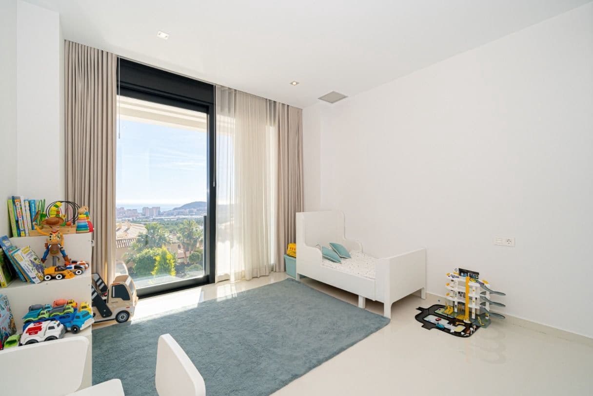 Chalet de 5 habitaciones en Finestrat en venta con piscina garaje - 2.000.000 € (Ref: 9800517)