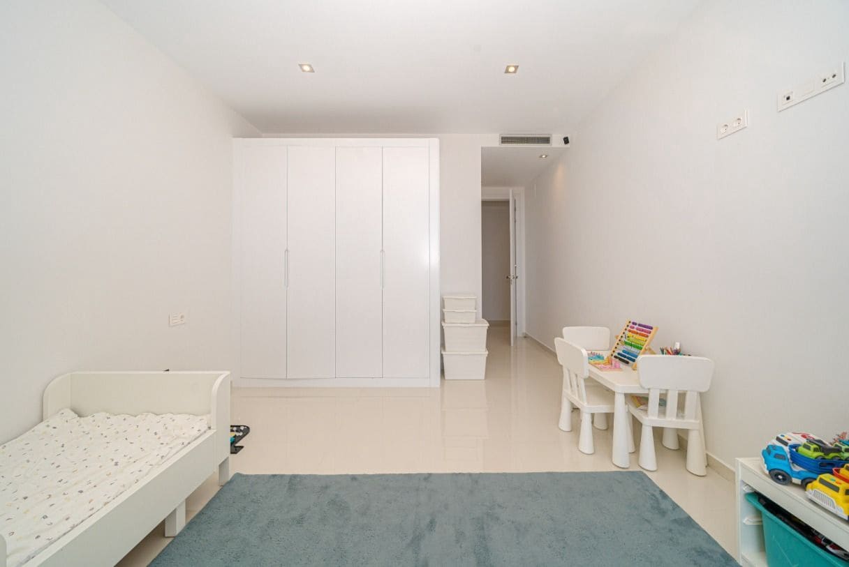 Chalet de 5 habitaciones en Finestrat en venta con piscina garaje - 2.000.000 € (Ref: 9800517)