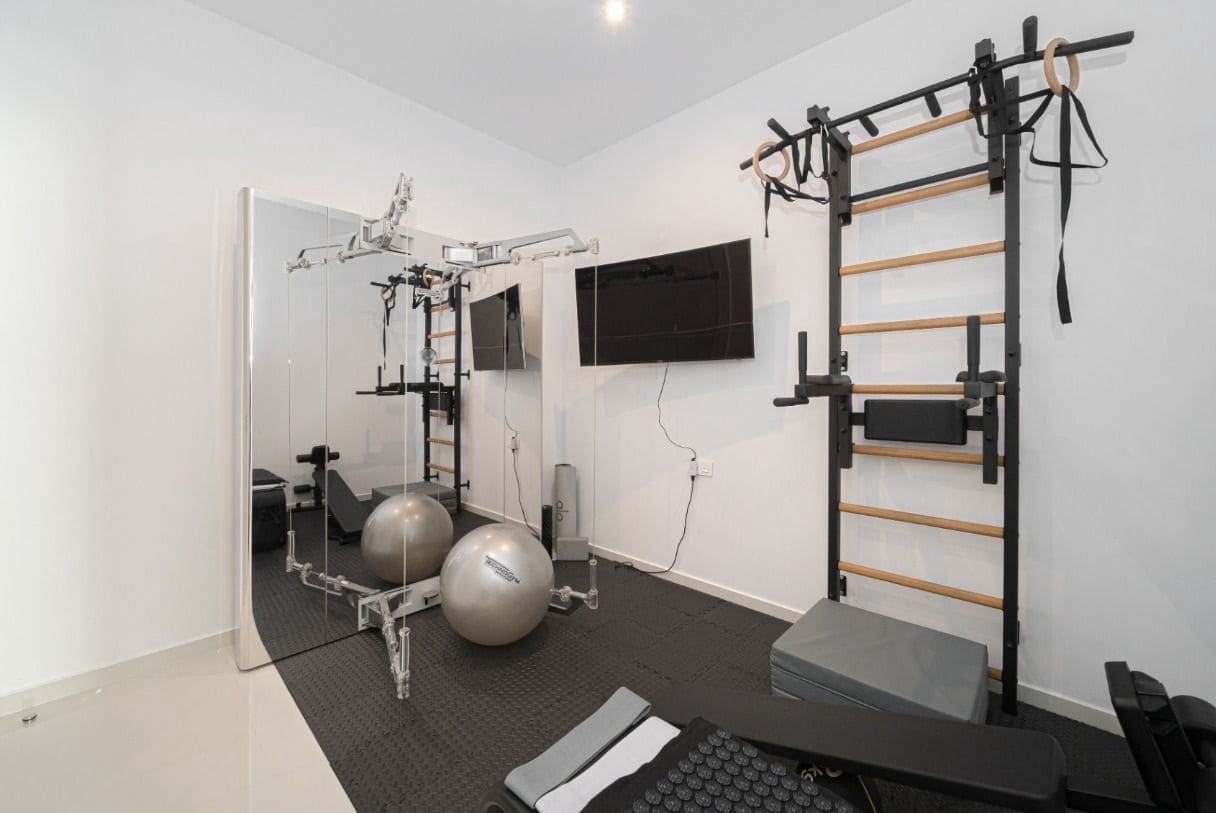 Chalet de 5 habitaciones en Finestrat en venta con piscina garaje - 2.000.000 € (Ref: 9800517)