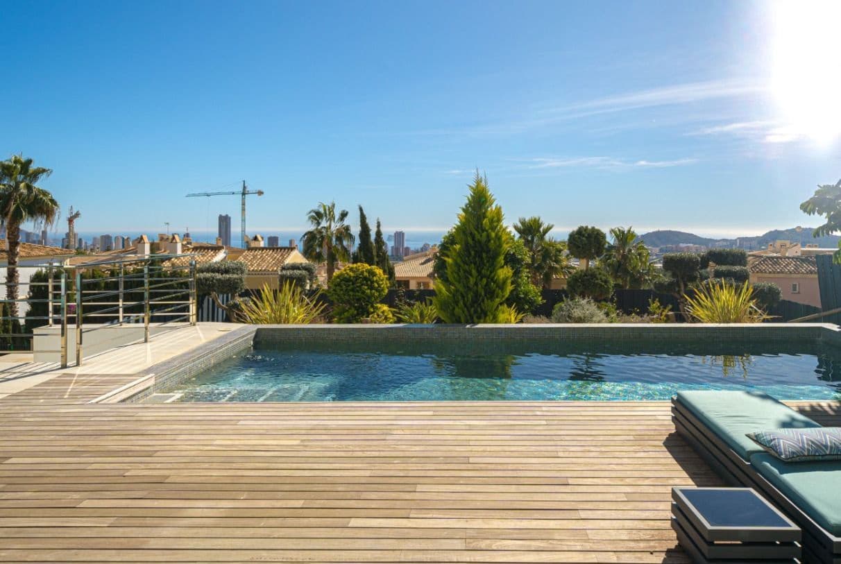 Chalet de 5 habitaciones en Finestrat en venta con piscina garaje - 2.000.000 € (Ref: 9800517)