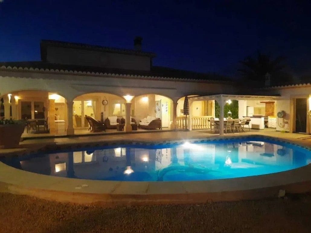 3 Zimmer Villa zu verkaufen in Javea / Xabia mit Pool Garage - 765.000 € (Ref: 9819973)