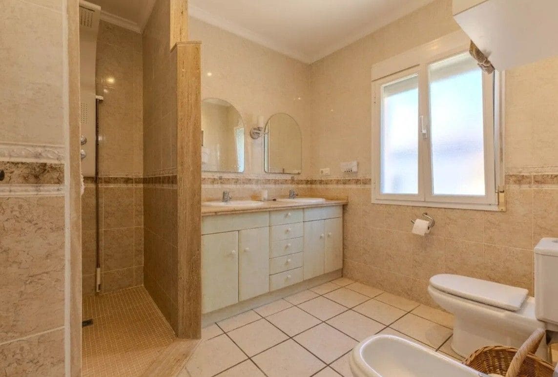 3 Zimmer Villa zu verkaufen in Javea / Xabia mit Pool Garage - 765.000 € (Ref: 9819973)