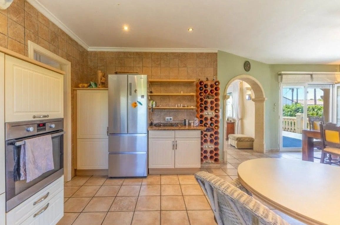 3 Zimmer Villa zu verkaufen in Javea / Xabia mit Pool Garage - 765.000 € (Ref: 9819973)