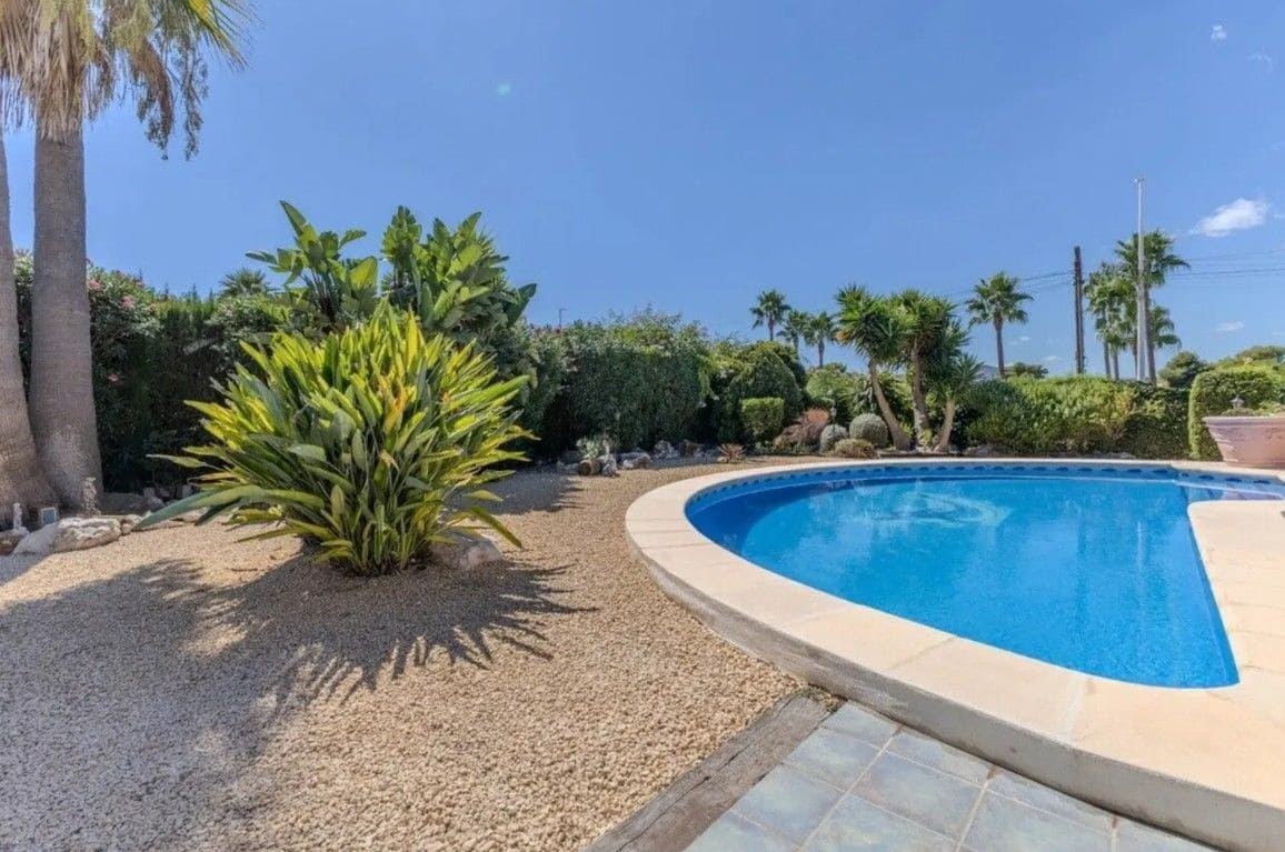 3 Zimmer Villa zu verkaufen in Javea / Xabia mit Pool Garage - 765.000 € (Ref: 9819973)