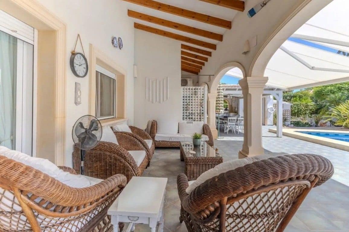 3 Zimmer Villa zu verkaufen in Javea / Xabia mit Pool Garage - 765.000 € (Ref: 9819973)