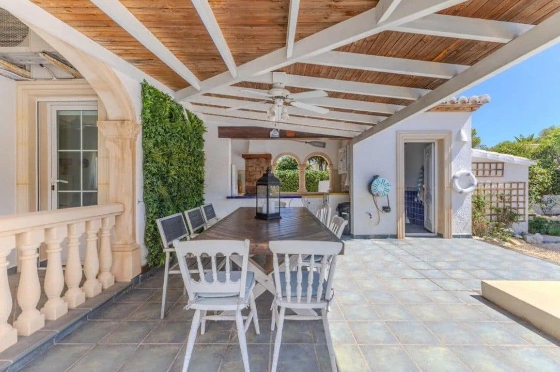 3 Zimmer Villa zu verkaufen in Javea / Xabia mit Pool Garage - 765.000 € (Ref: 9819973)