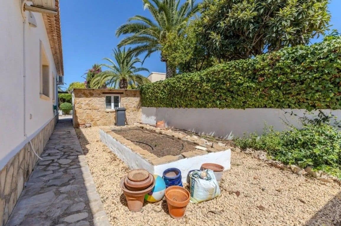 3 Zimmer Villa zu verkaufen in Javea / Xabia mit Pool Garage - 765.000 € (Ref: 9819973)