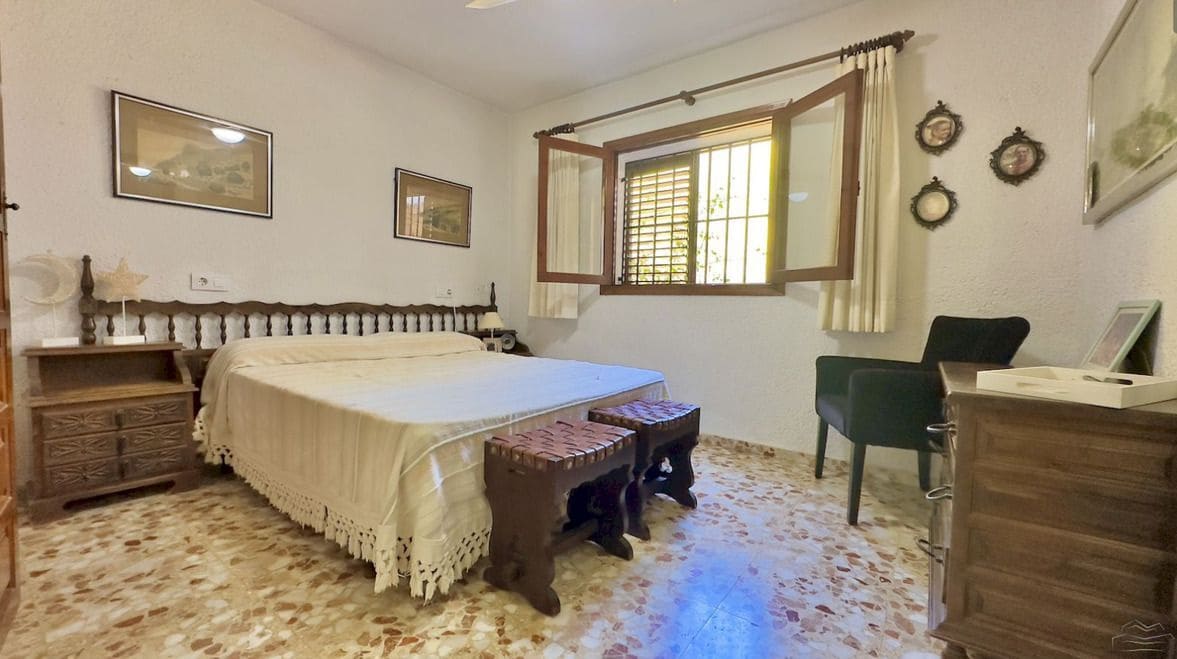 6 soveværelse Villa til salg i Javea / Xabia med swimmingpool garage - € 790.000 (Ref: 9819974)