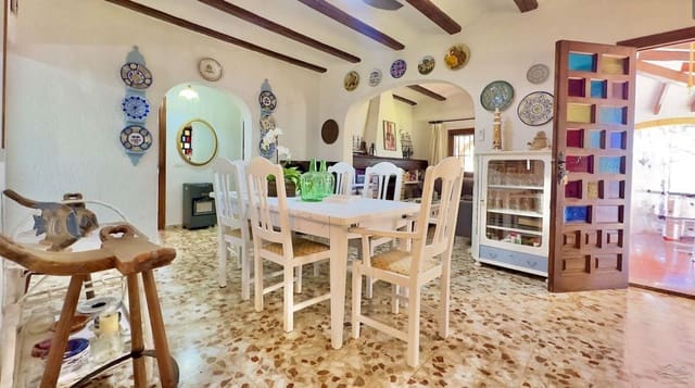 6 soveværelse Villa til salg i Cap Martí - El Tossalet - Pinomar, Javea / Xàbia med swimmingpool garage - € 790.000 (Ref: 9819974)