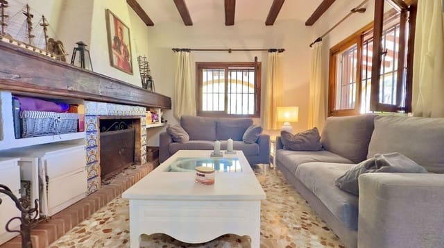 6 soveværelse Villa til salg i Cap Martí - El Tossalet - Pinomar, Javea / Xàbia med swimmingpool garage - € 790.000 (Ref: 9819974)