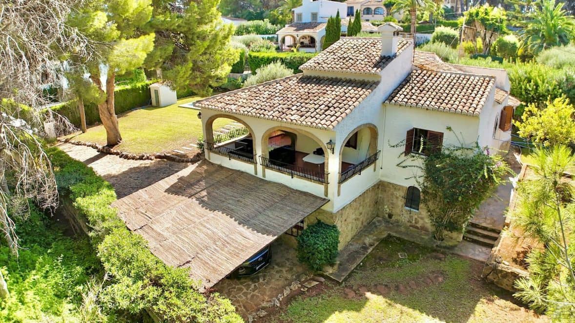6 soveværelse Villa til salg i Javea / Xabia med swimmingpool garage - € 790.000 (Ref: 9819974)
