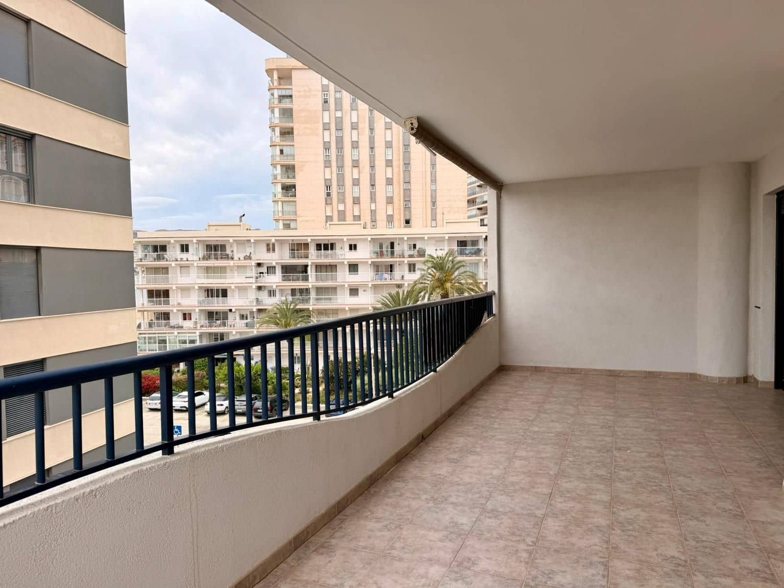 3 makuuhuone Huoneisto myytävänä paikassa Calpe / Calp mukana uima-altaan 
autotalli - 490 000 € (Ref: 9826333)