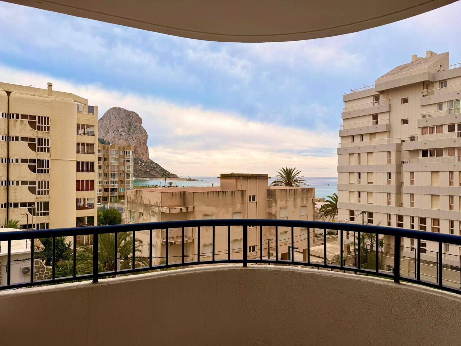 3 makuuhuone Huoneisto myytävänä paikassa Calpe / Calp mukana uima-altaan 
autotalli - 490 000 € (Ref: 9826333)