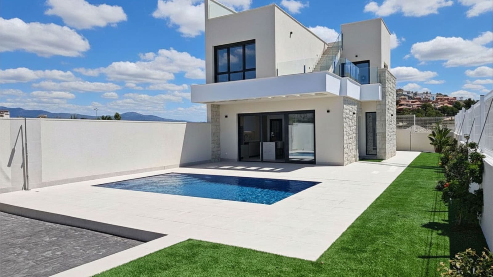 3 slaapkamer Villa te koop in Finestrat met zwembad garage - € 645.000 (Ref: 9845080)
