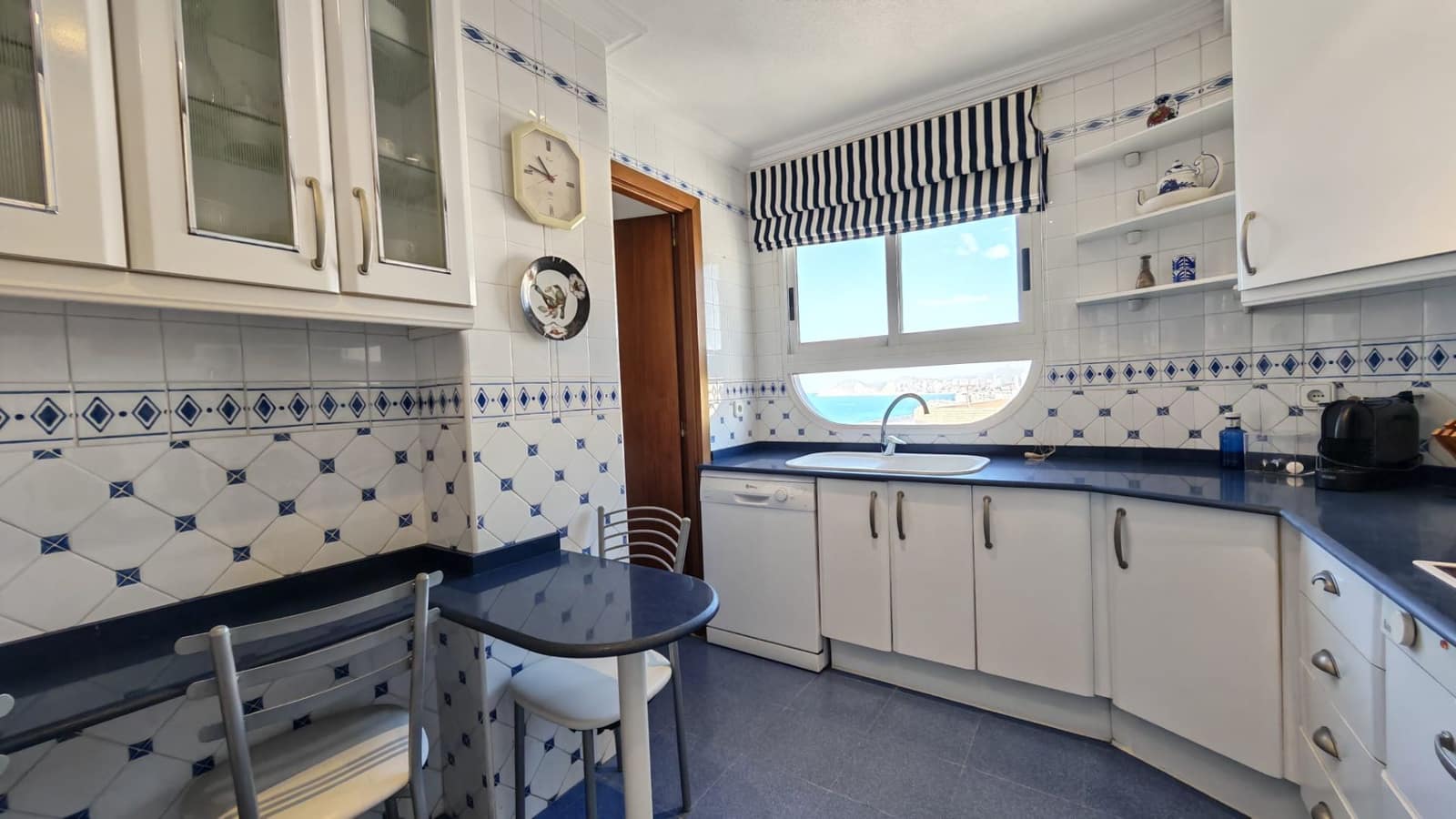 2 chambre Appartement à vendre à Benidorm avec piscine garage - 560 000 € (Ref: 9849073)