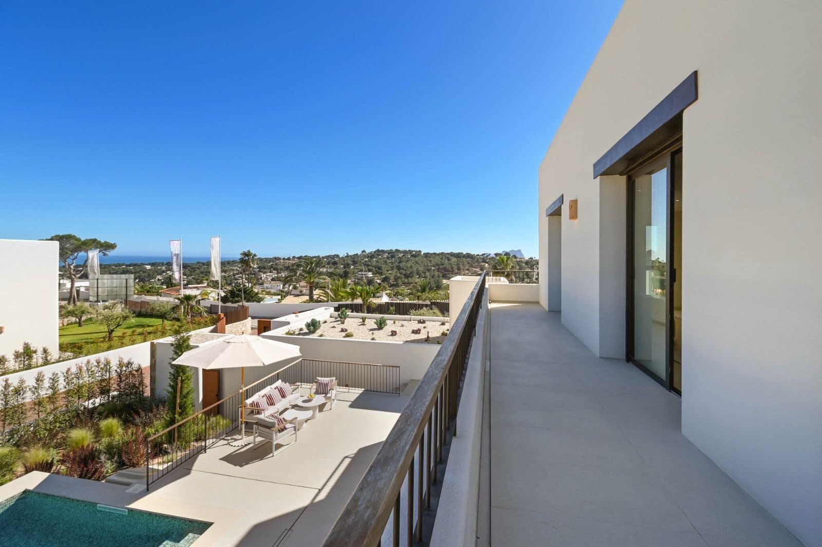 3 soveværelse Villa til salg i Moraira med swimmingpool garage - € 1.750.000 (Ref: 9877989)
