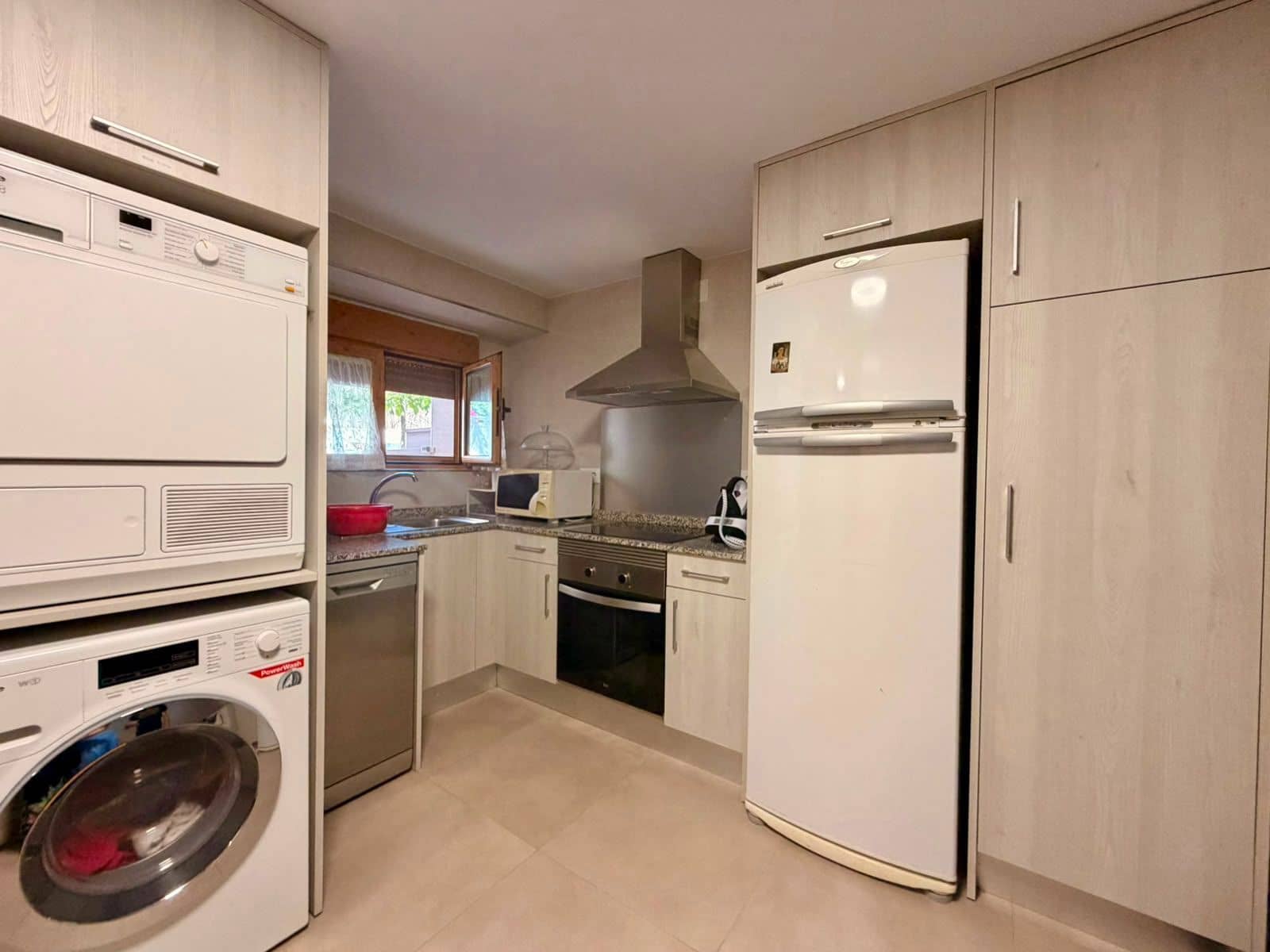 Chalet de 4 habitaciones en El Campello en venta con garaje - 2.500.000 € (Ref: 9933643)