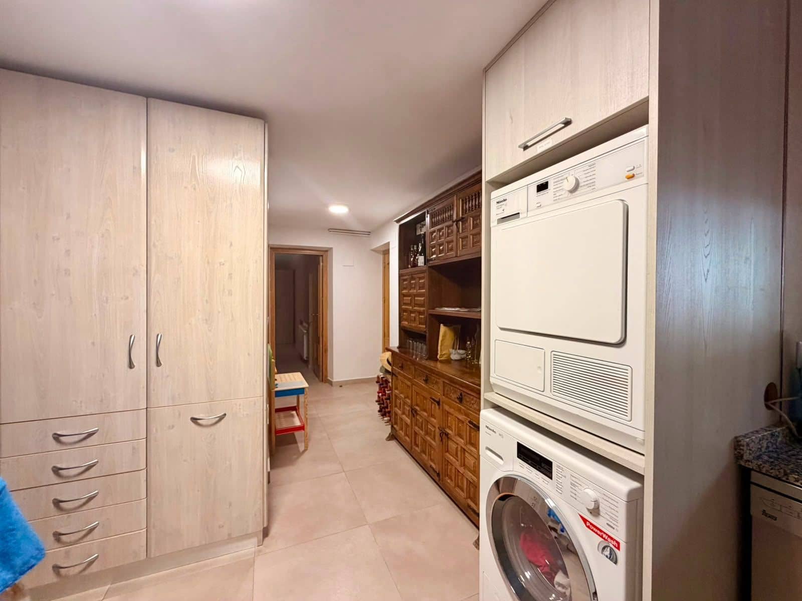Chalet de 4 habitaciones en El Campello en venta con garaje - 2.500.000 € (Ref: 9933643)