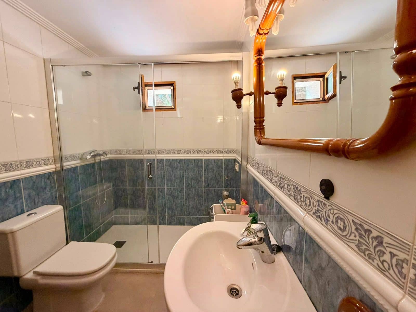 Chalet de 4 habitaciones en El Campello en venta con garaje - 2.500.000 € (Ref: 9933643)