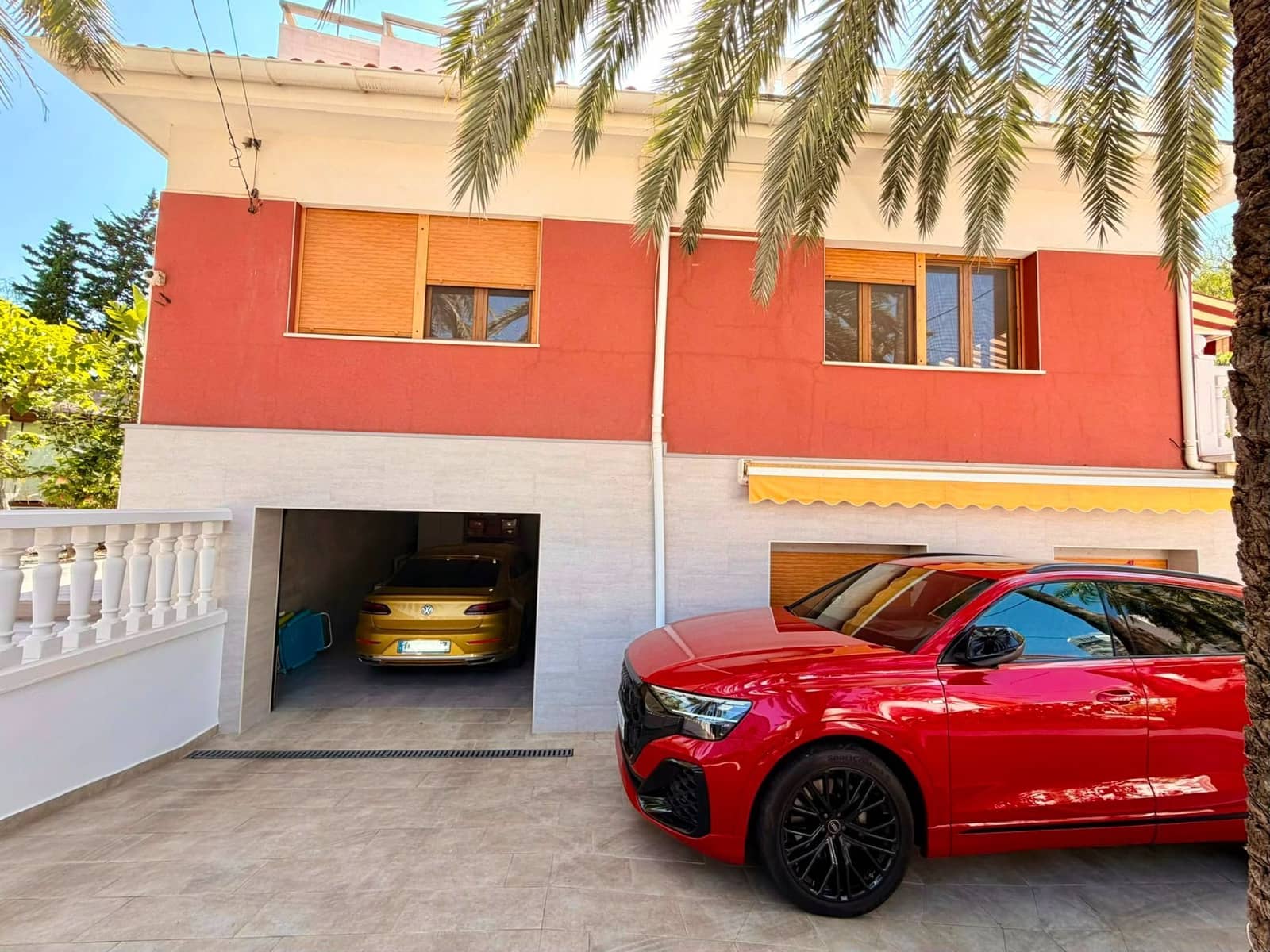 Chalet de 4 habitaciones en El Campello en venta con garaje - 2.500.000 € (Ref: 9933643)