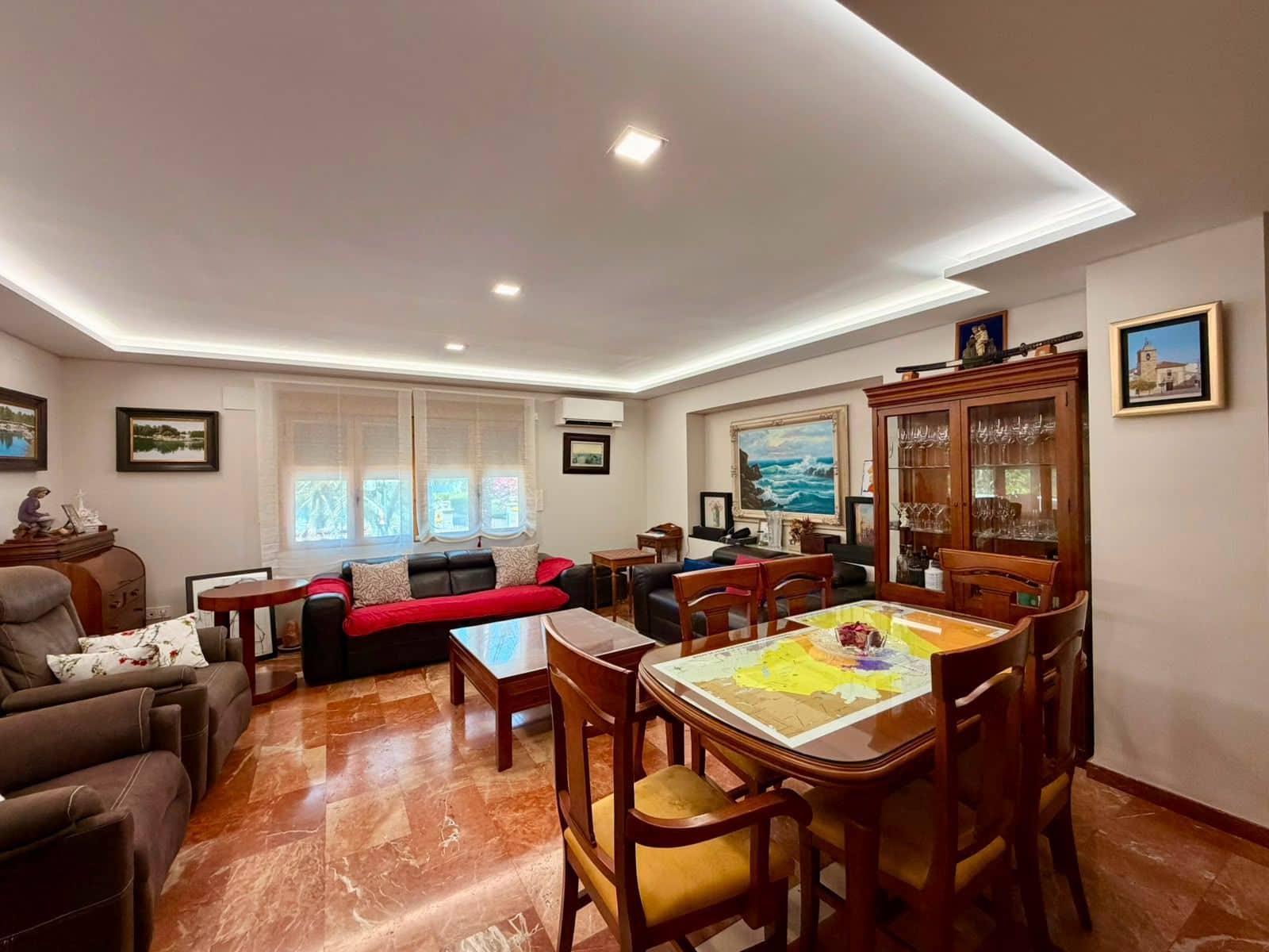 4 bedroom Villa for sale in El Campello with garage - € 2,500,000 (Ref: 9933643)