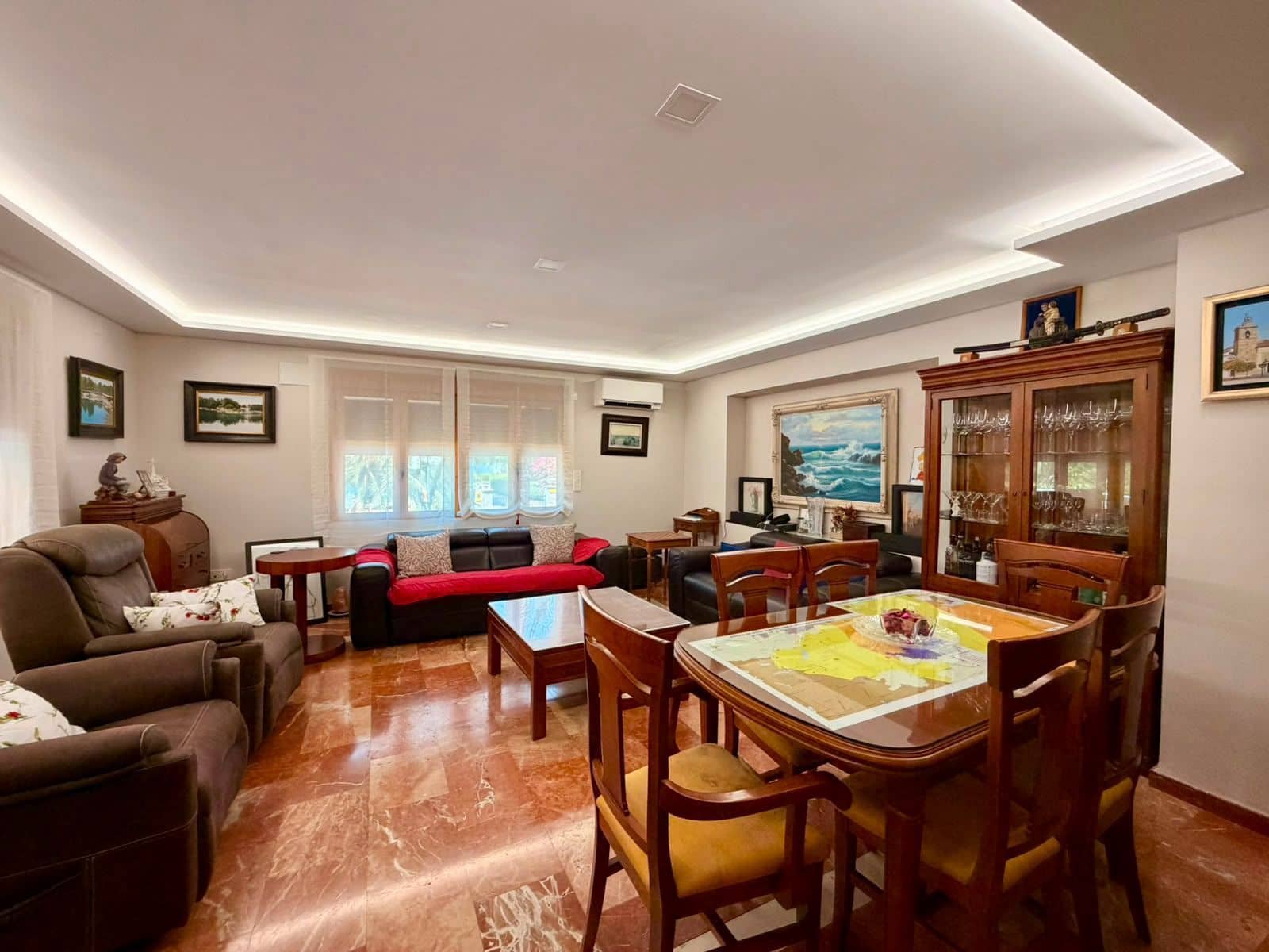 4 bedroom Villa for sale in El Campello with garage - € 2,500,000 (Ref: 9933643)