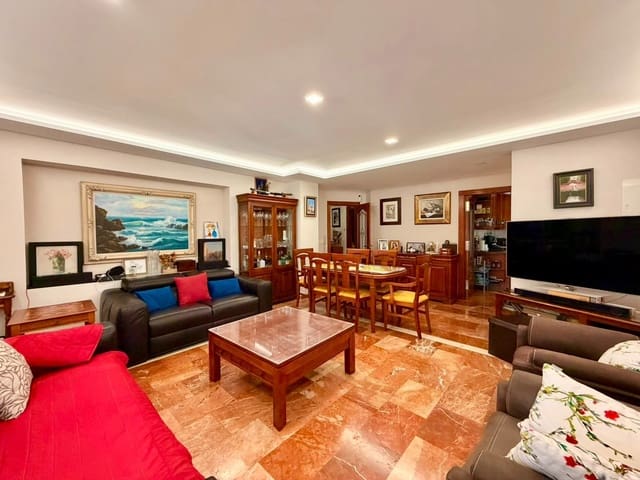 4 sypialnia Willa na sprzedaż w Playa de Muchavista, El Campello z garażem - 2 500 000 € (Ref: 9933643)