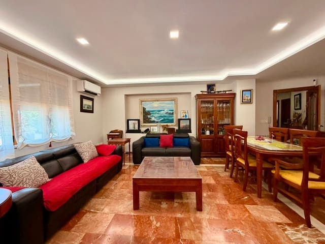 4 sypialnia Willa na sprzedaż w Playa de Muchavista, El Campello z garażem - 2 500 000 € (Ref: 9933643)