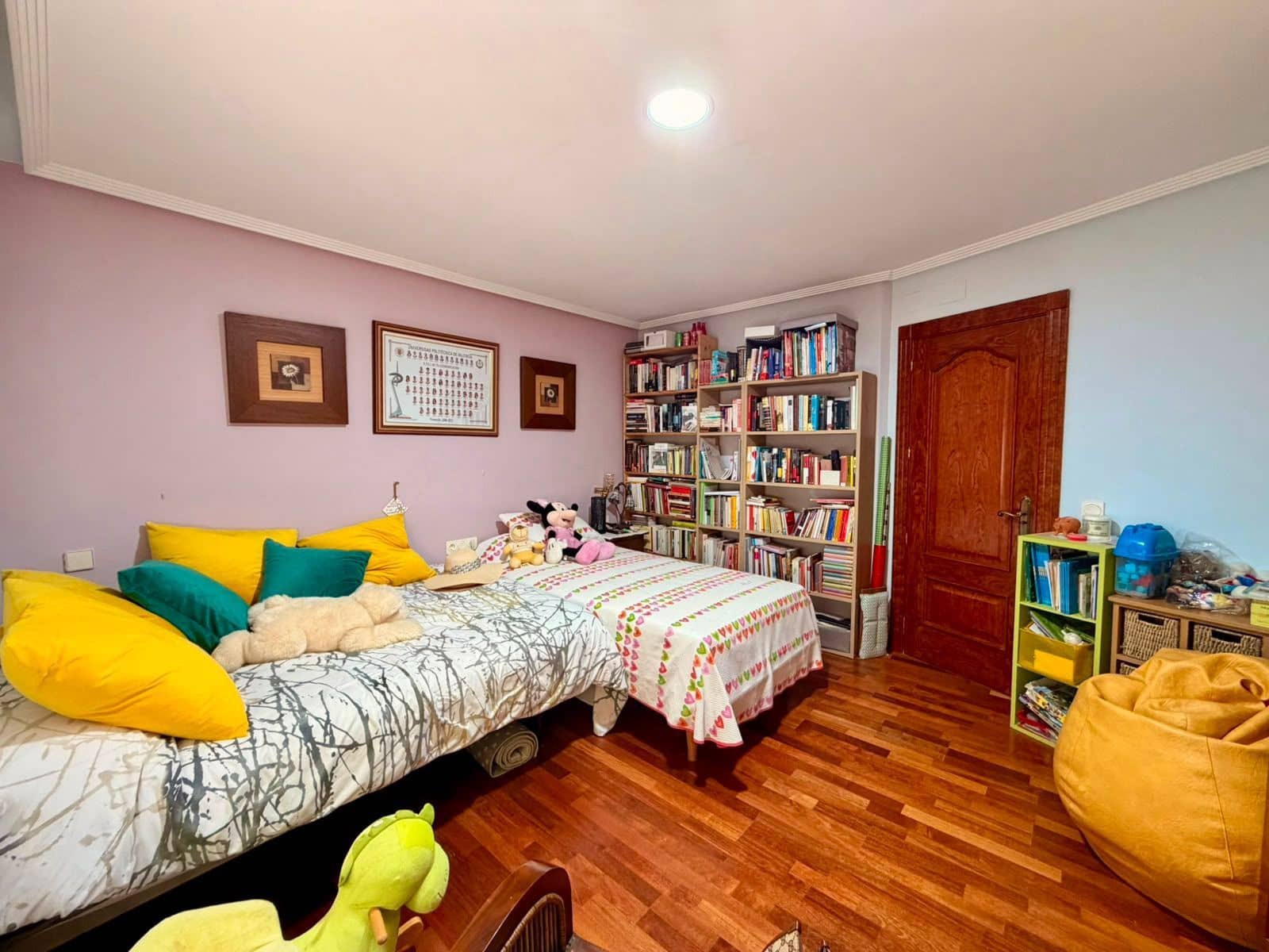 4 bedroom Villa for sale in El Campello with garage - € 2,500,000 (Ref: 9933643)