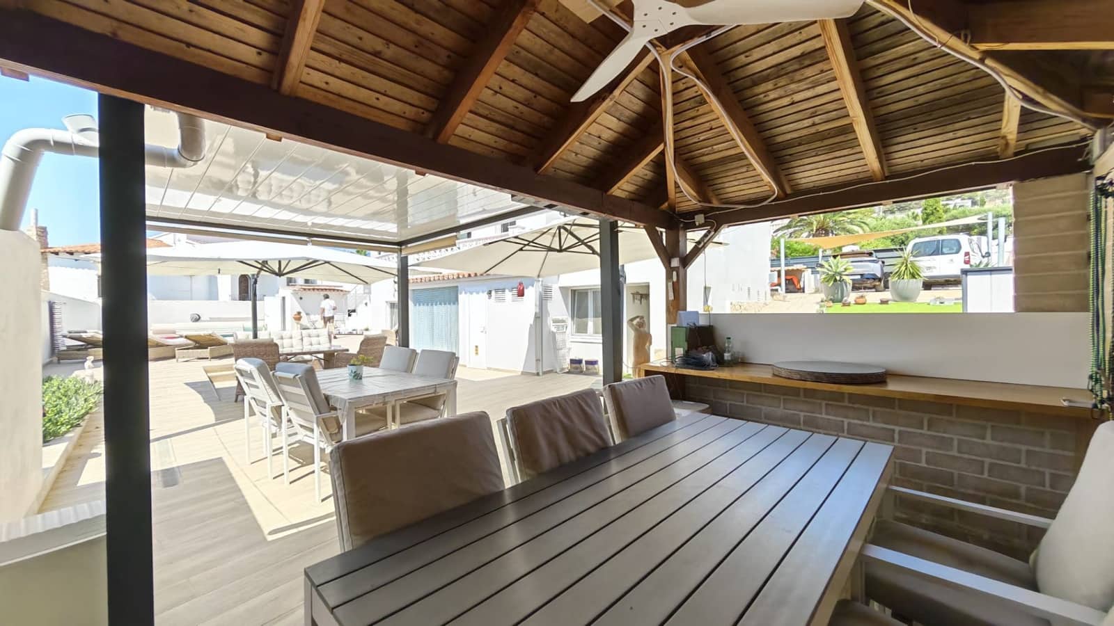 4 bedroom Villa for sale in Calpe / Calp with pool garage - € 849,000 (Ref: 9937540)