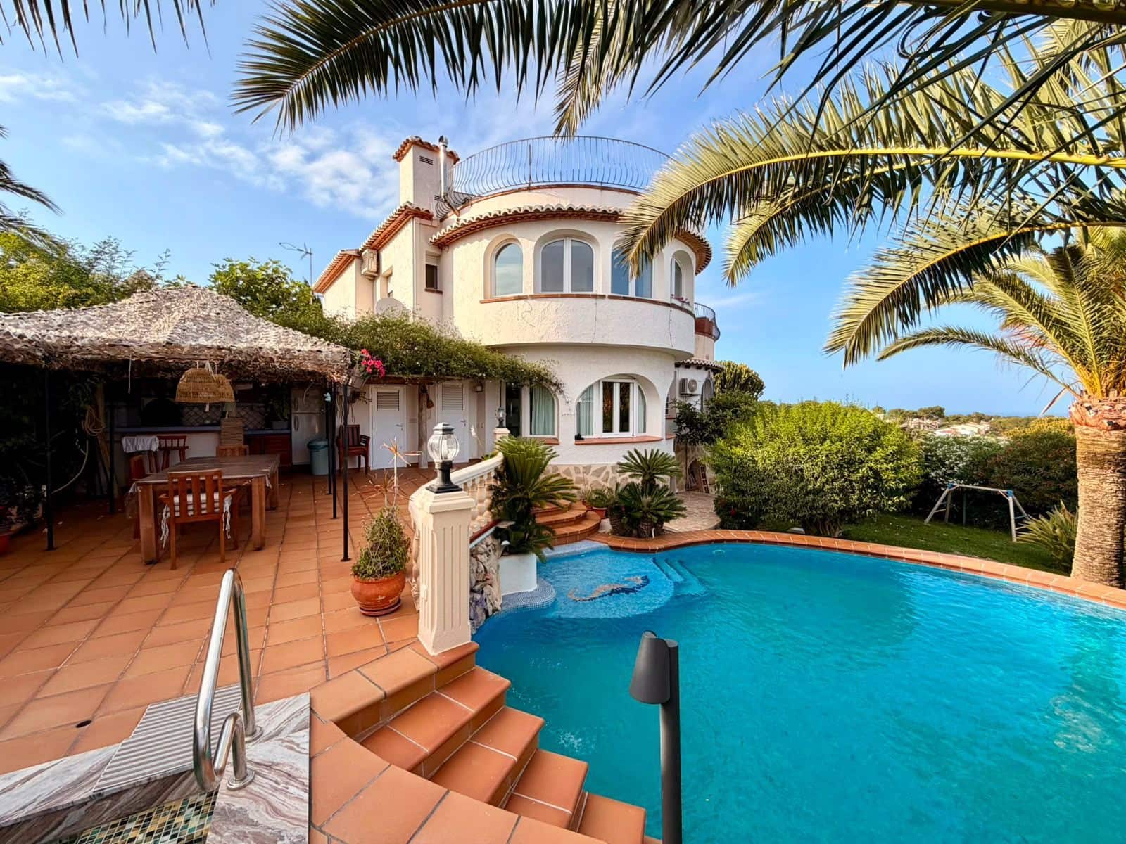 4 soveværelse Villa til salg i Javea / Xabia med swimmingpool garage - € 2.800.000 (Ref: 9947338)
