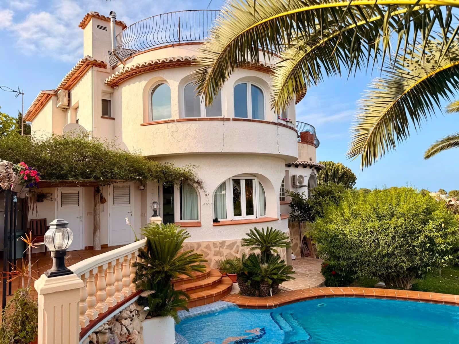4 soveværelse Villa til salg i Javea / Xabia med swimmingpool garage - € 2.800.000 (Ref: 9947338)