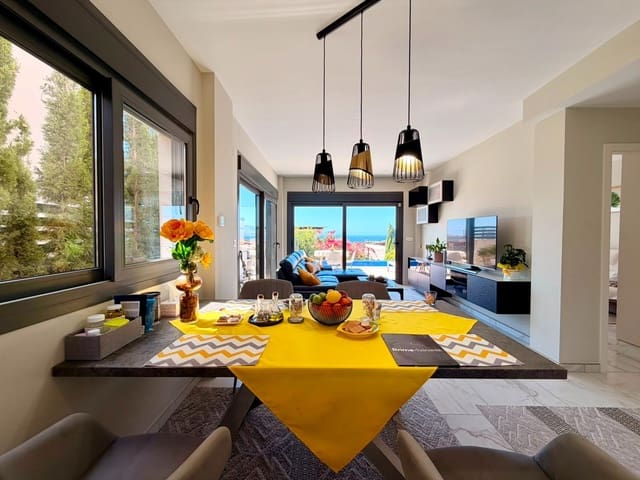 3 makuuhuone Huvila myytävänä paikassa Balcón de Finestrat - Terra Marina, Finestrat mukana uima-altaan 
autotalli - 725 000 € (Ref: 9947340)