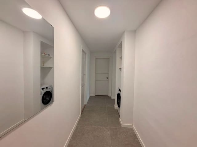 4 soveværelse Lejlighed til salg i Playa Levante, Benidorm med swimmingpool garage - € 420.000 (Ref: 9951993)