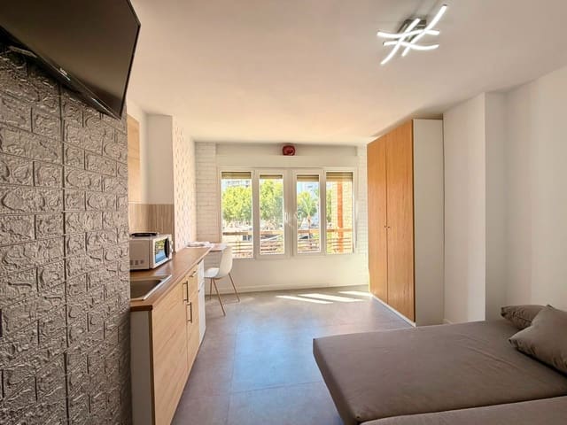 4 soveværelse Lejlighed til salg i Playa Levante, Benidorm med swimmingpool garage - € 420.000 (Ref: 9951993)
