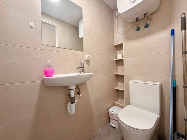 4 soveværelse Lejlighed til salg i Playa Levante, Benidorm med swimmingpool garage - € 420.000 (Ref: 9951993)