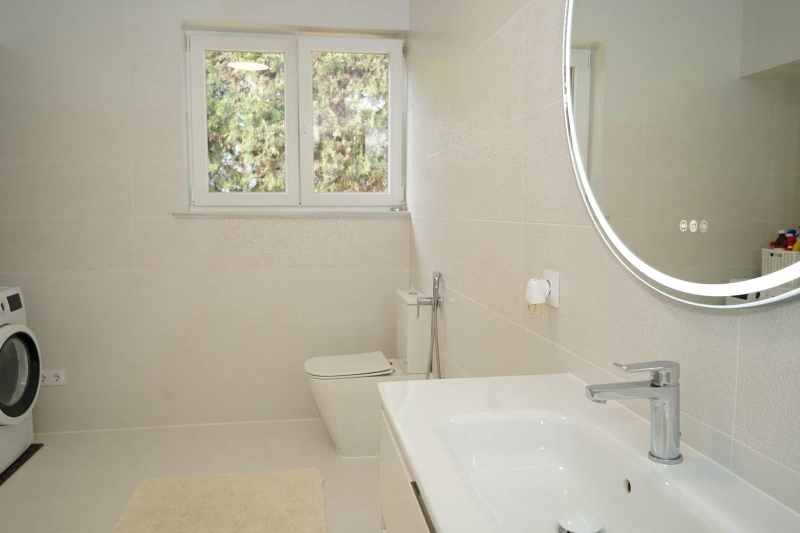 6 bedroom Villa for sale in La Nucia with pool garage - € 1,200,000 (Ref: 9962156)