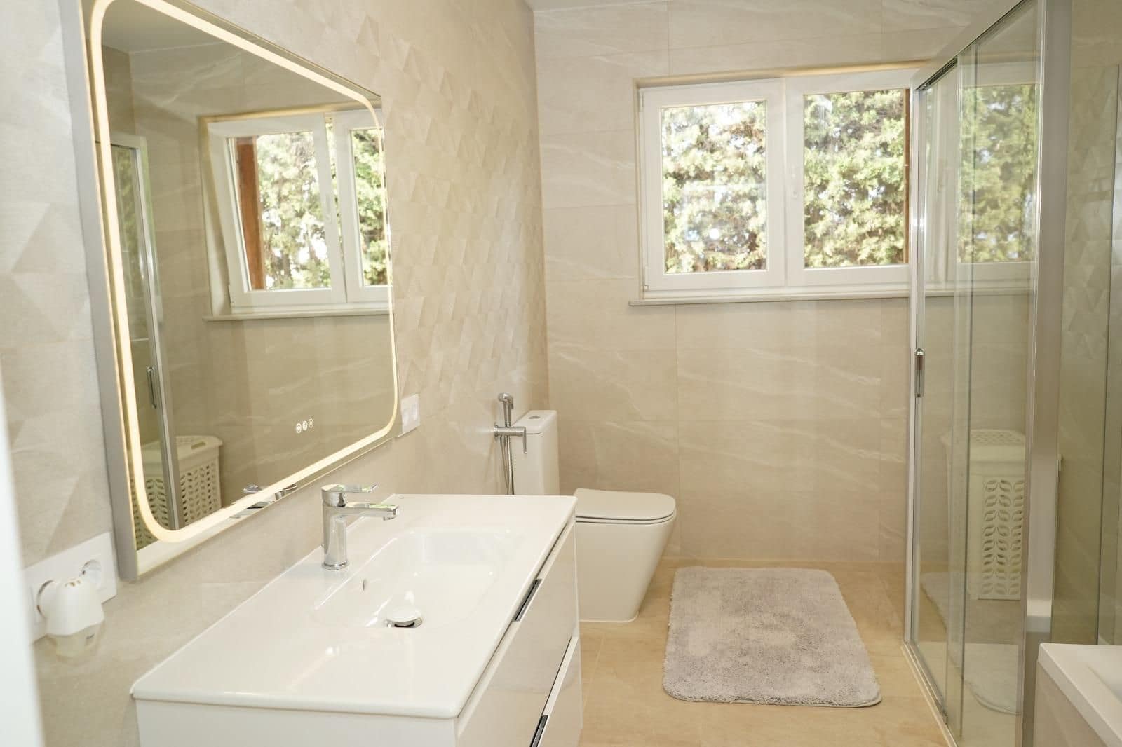 6 bedroom Villa for sale in La Nucia with pool garage - € 1,200,000 (Ref: 9962156)