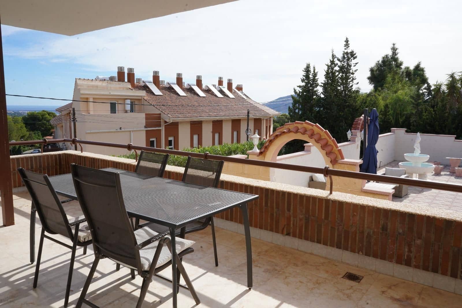 6 bedroom Villa for sale in La Nucia with pool garage - € 1,200,000 (Ref: 9962156)