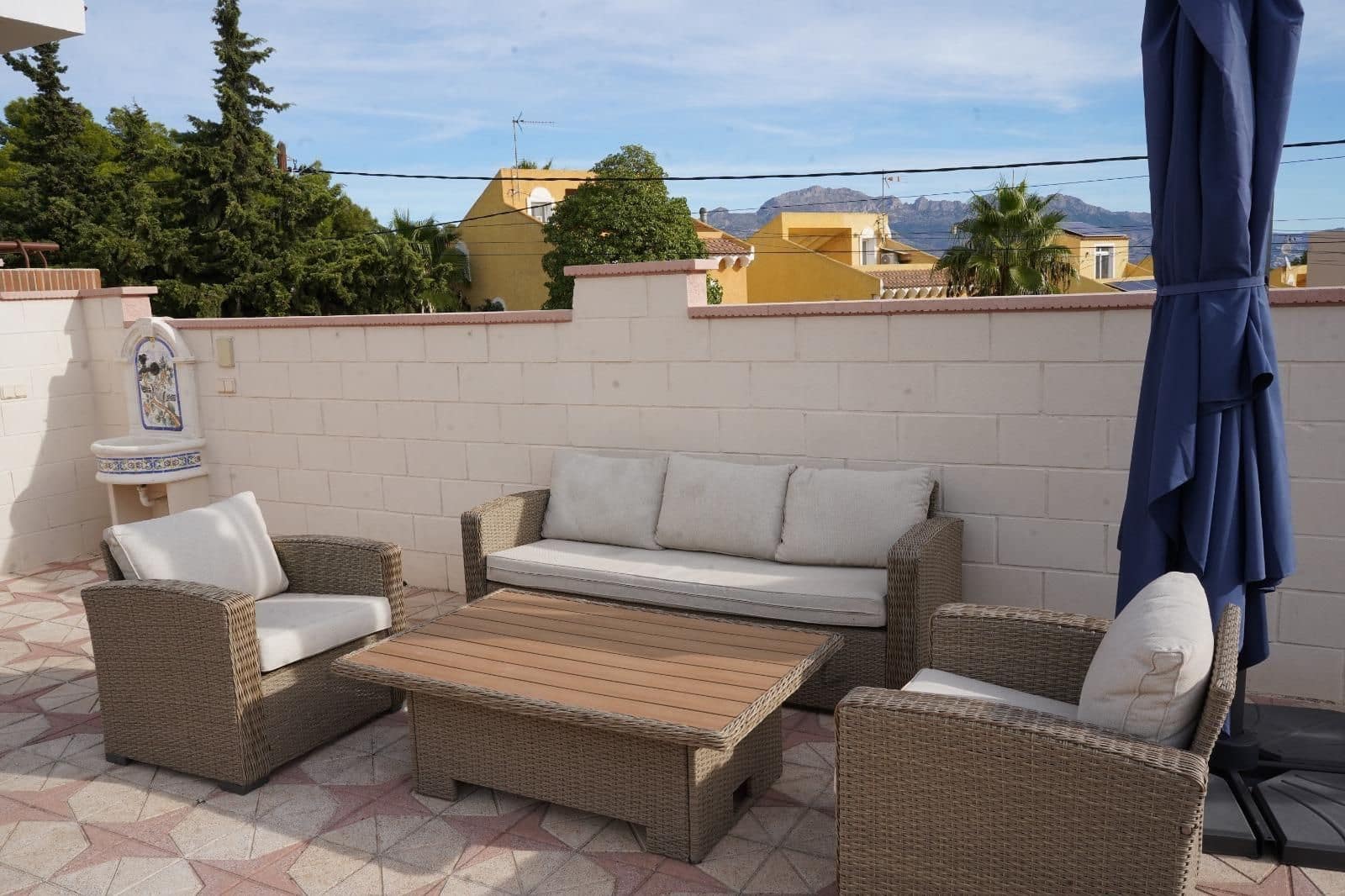 6 bedroom Villa for sale in La Nucia with pool garage - € 1,200,000 (Ref: 9962156)