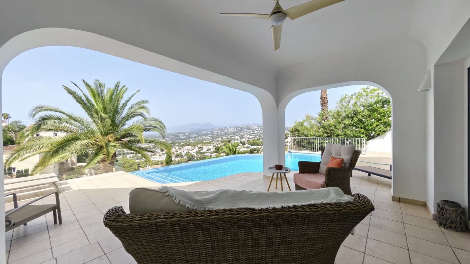 5 chambre Villa/Maison à vendre à Teulada avec piscine garage - 1 499 000 € (Ref: 9966238)